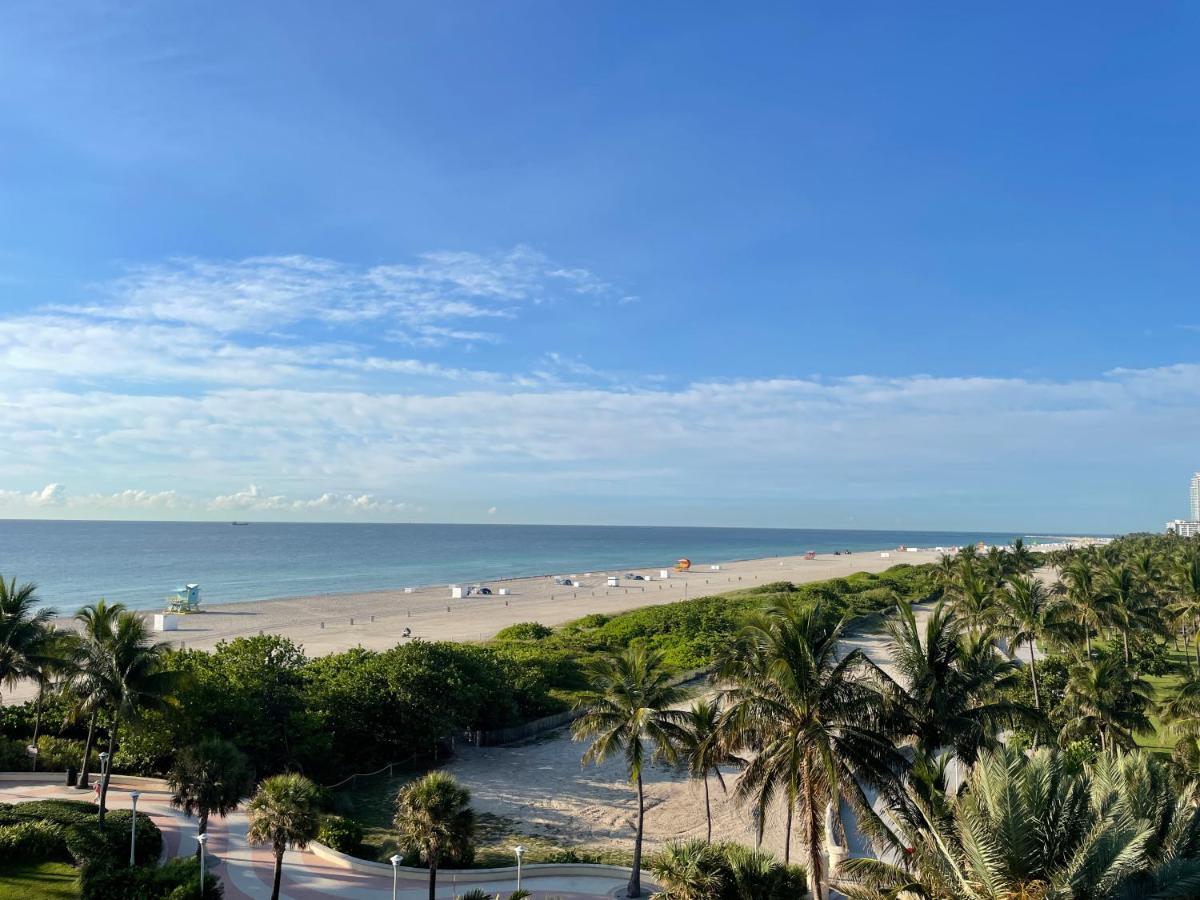Beachfront Apt In Carlyle Hotel On Ocean Drive 마이애미 비치 외부 사진