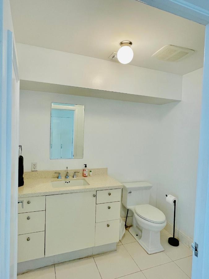 Beachfront Apt In Carlyle Hotel On Ocean Drive 마이애미 비치 외부 사진